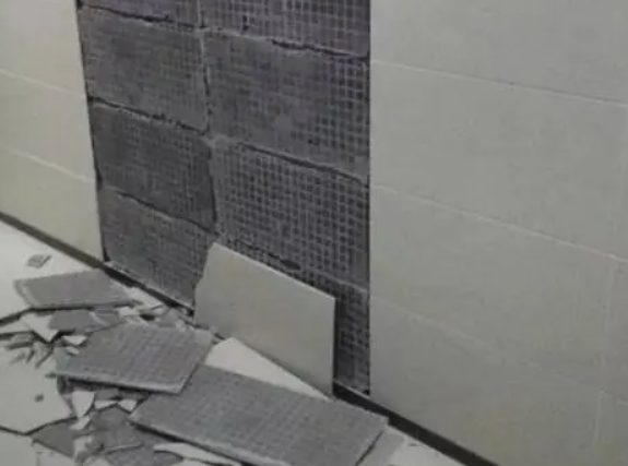 沙县瓷砖空鼓维修公司分享下沙县墙砖松动维修的知识